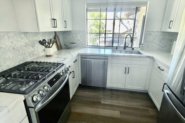 B2045AA8-CA60-48A2-8151-22E220D6961C